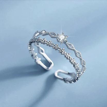 Adjustable Zirkonia Silver Ring
